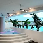 Hanza Tower Skyline Bath 24 Pool & Jacussi & Sauna Lägenhet