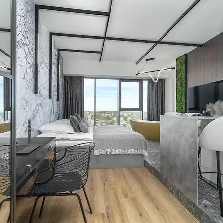 Apartment Skyline Bath Hanza Tower 24 Pool & Jacussi *