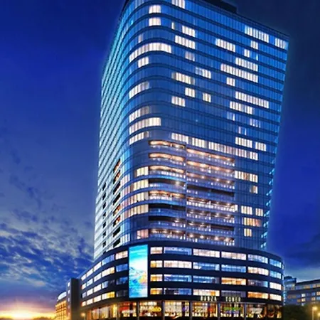 Apartment Skyline Bath Hanza Tower 24 Pool & Jacussi *