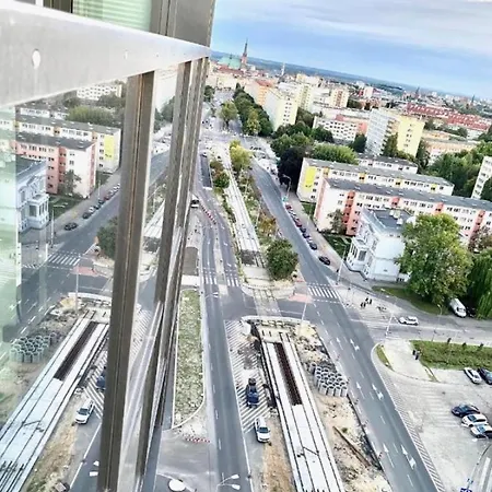 Hanza Tower Skyline Bath 24 Pool & Jacussi & Sauna *