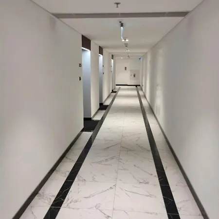 Hanza Tower Skyline Bath 24 Pool & Jacussi & Sauna Apartment *